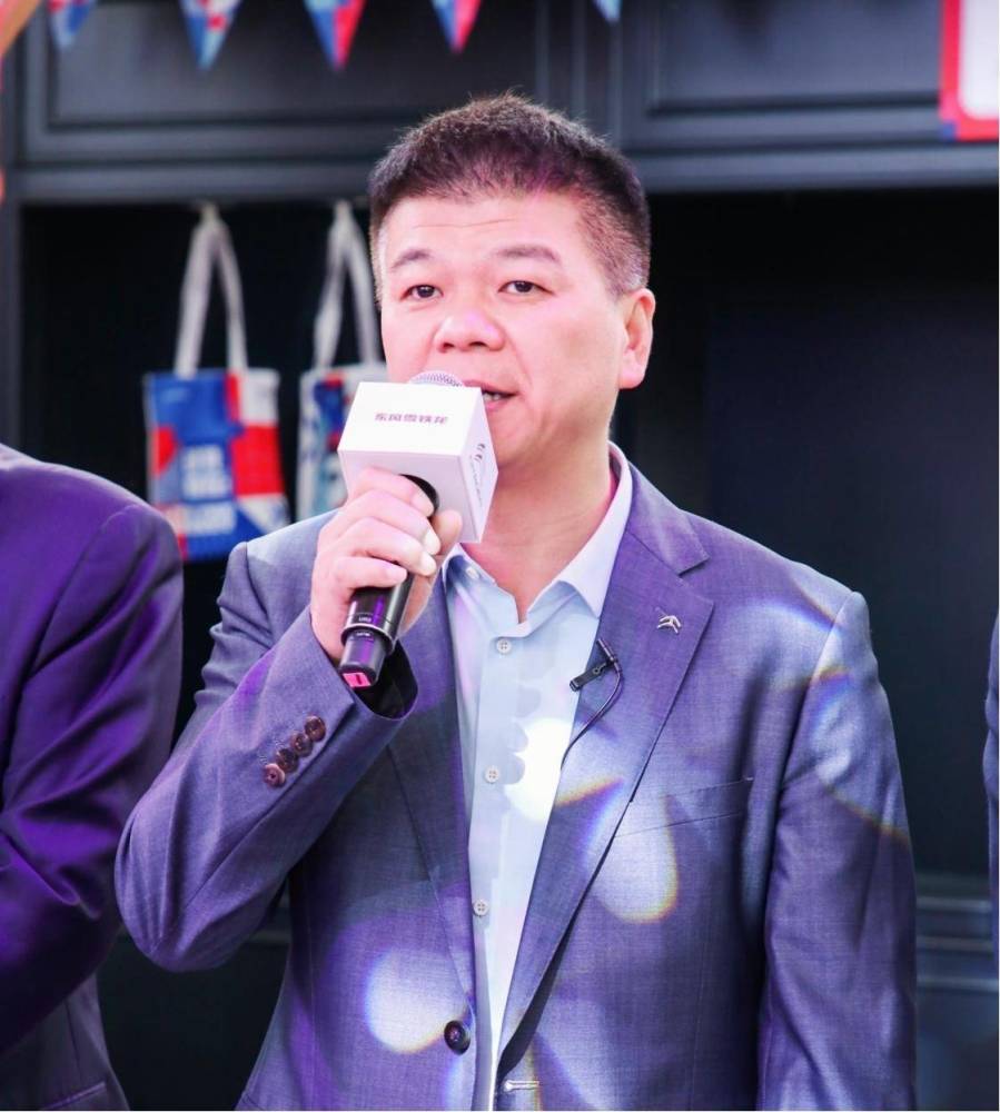 最新火爆劇,最新火爆劇，引領(lǐng)潮流的視聽盛宴